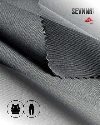 152 cm szerokość Tkanina Lycra z 72% materiałów z recyklingu i 28% Xtra Life Lycra