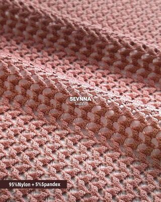 95% Nylon 5% Elastan Tkanina z recyklingu kostiumów kąpielowych Komfortowy materiał trwały Idealny wybór dla przemysłu odzieży kąpielowej